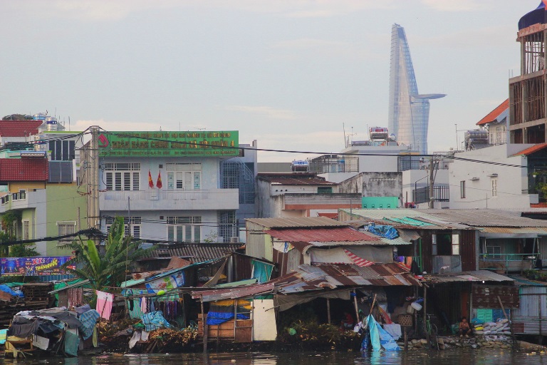 nhà ở ổ chuột Tp.HCM